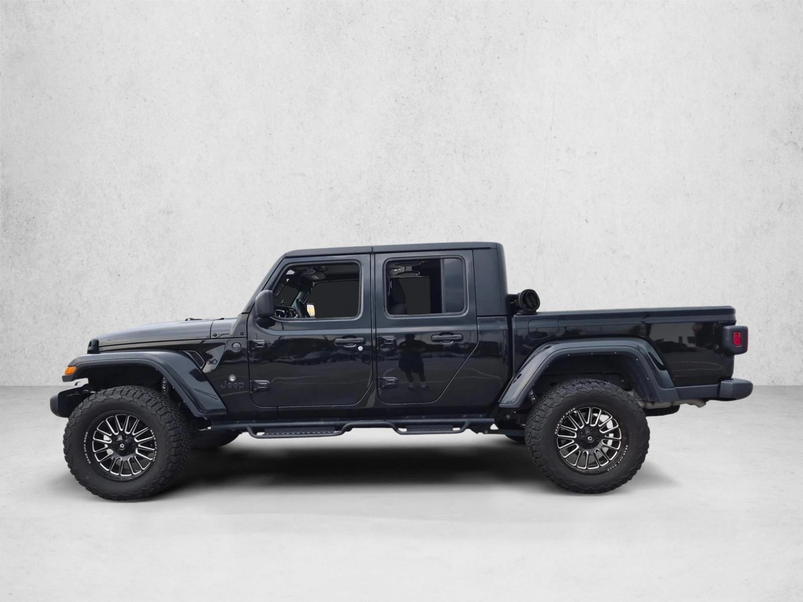Thumbnail: 2023 Jeep Gladiator - 2
