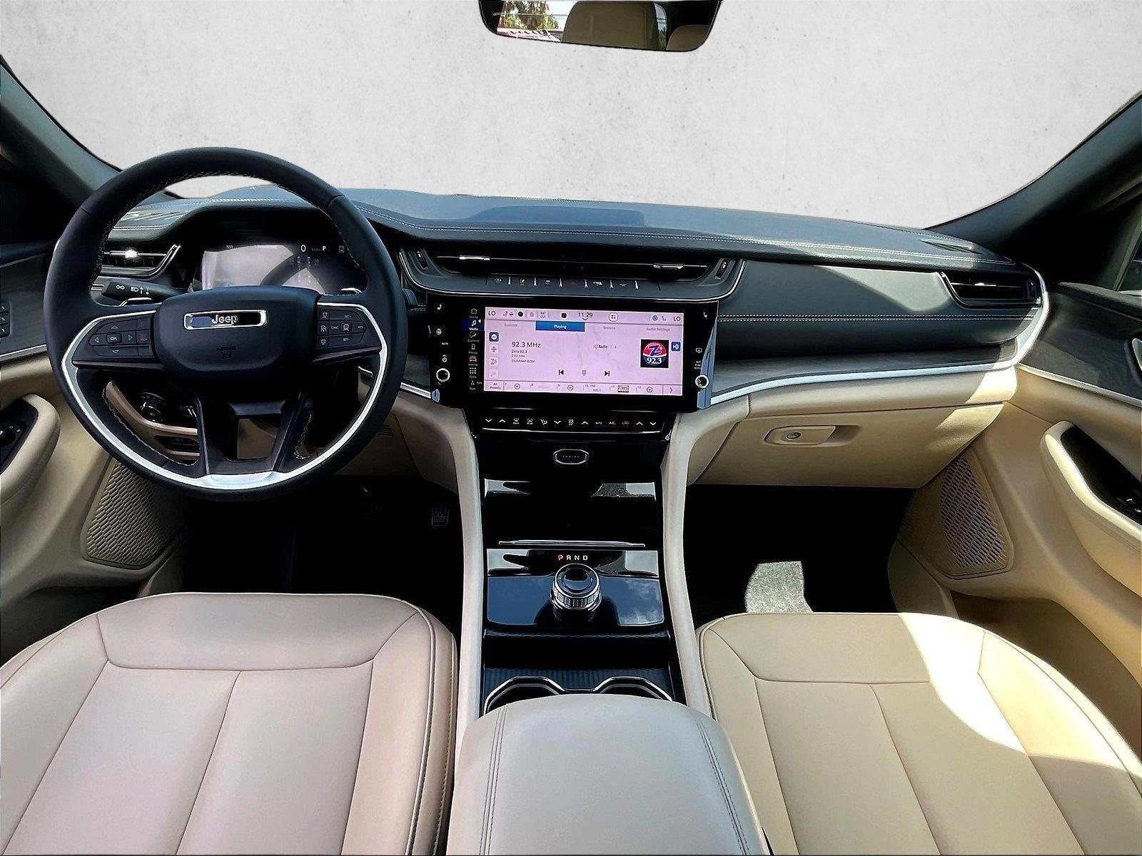 Thumbnail: 2026 Jeep Grand Cherokee - 3