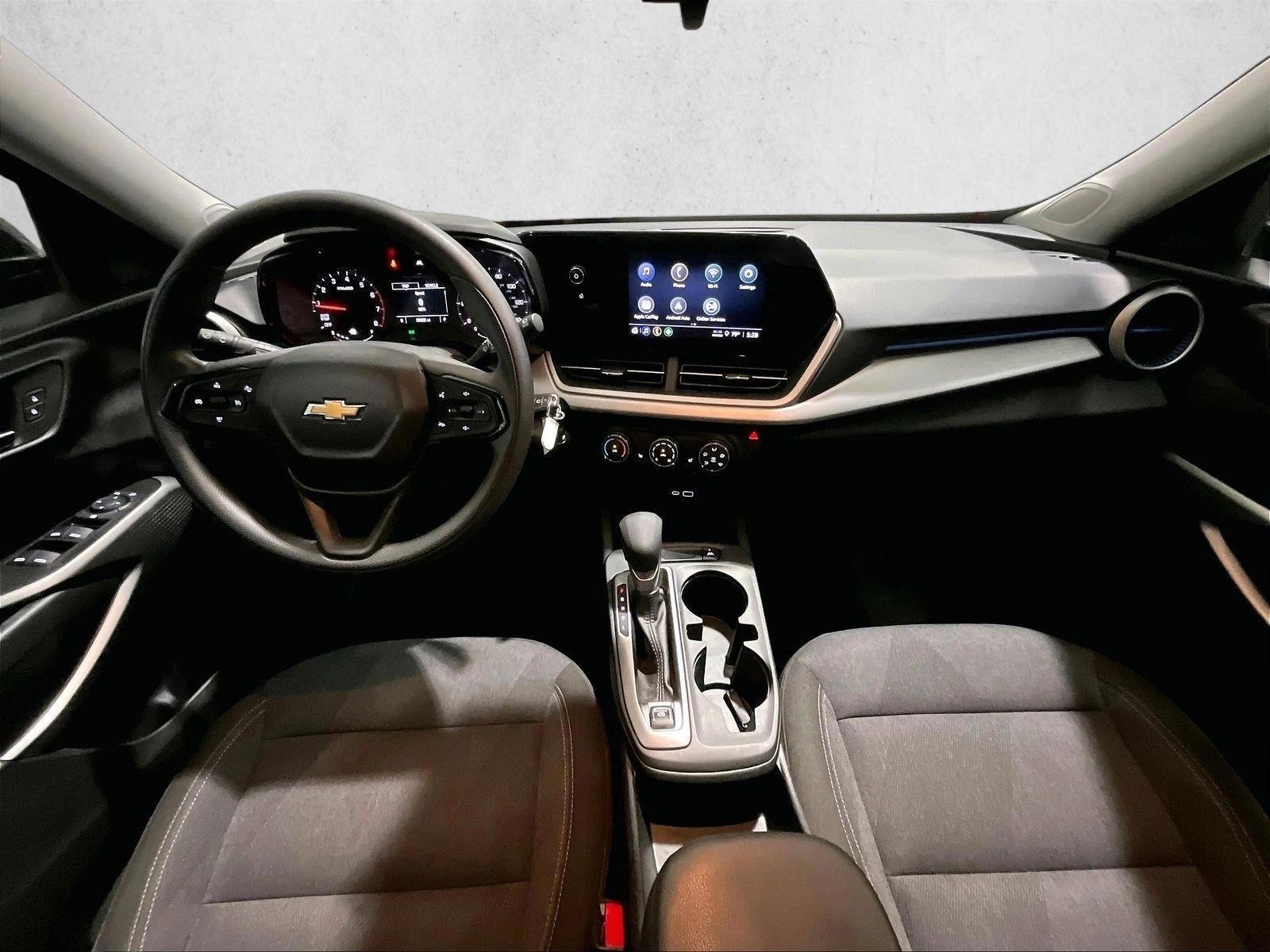 Thumbnail: 2024 Chevrolet Trax - 3