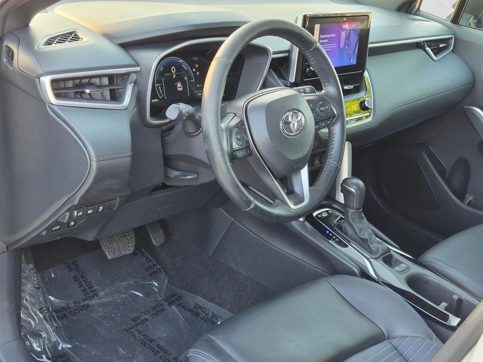 Thumbnail: 2023 Toyota Corolla Cross - 3