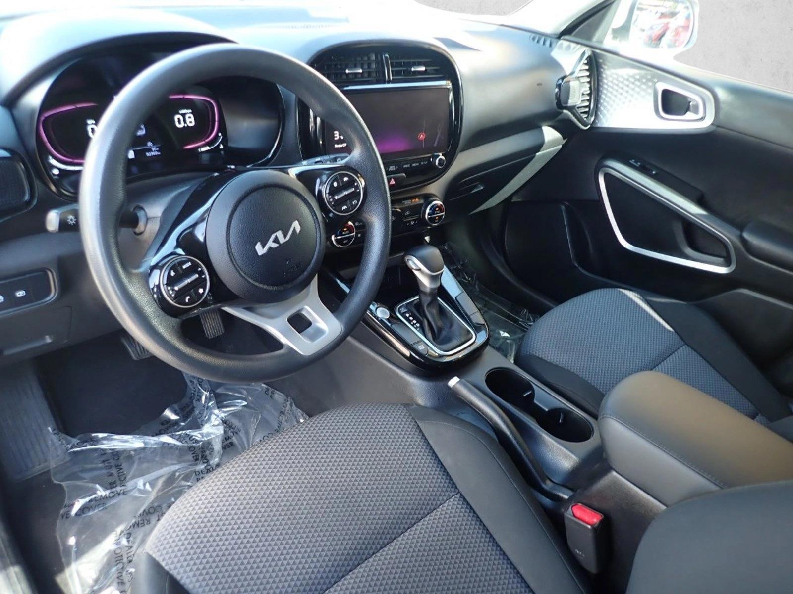 Thumbnail: 2023 Kia Soul - 3