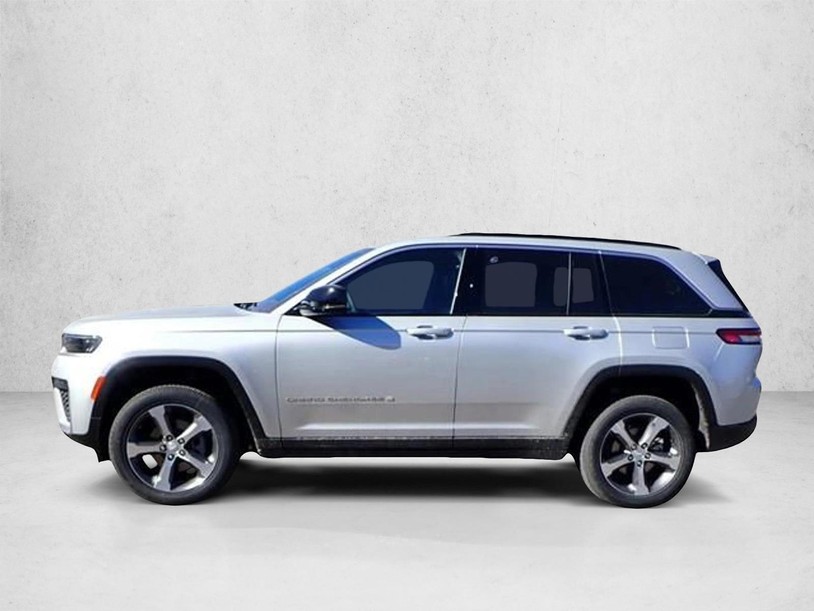 Thumbnail: 2026 Jeep Grand Cherokee - 2