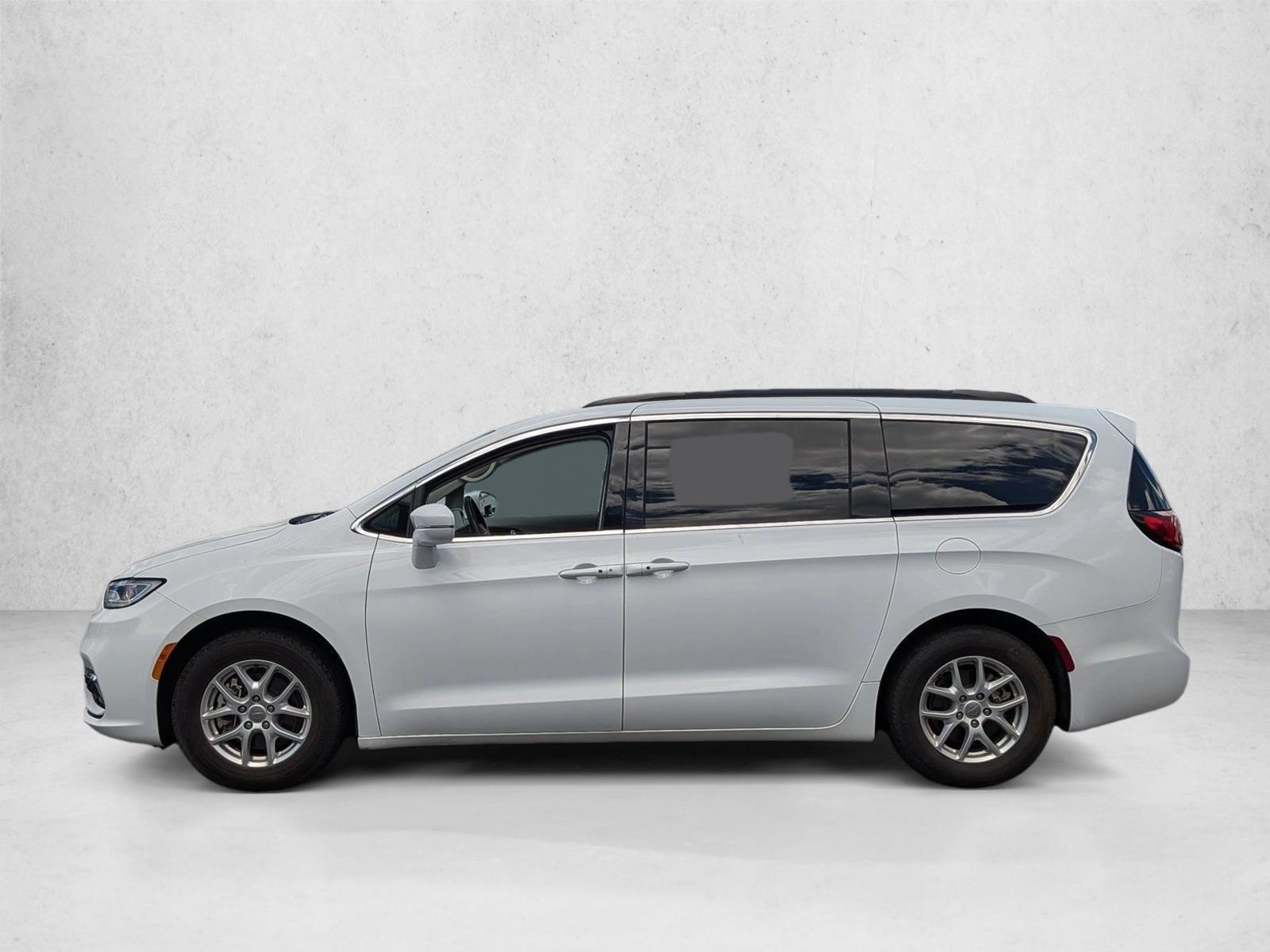 Thumbnail: 2022 Chrysler Pacifica - 2