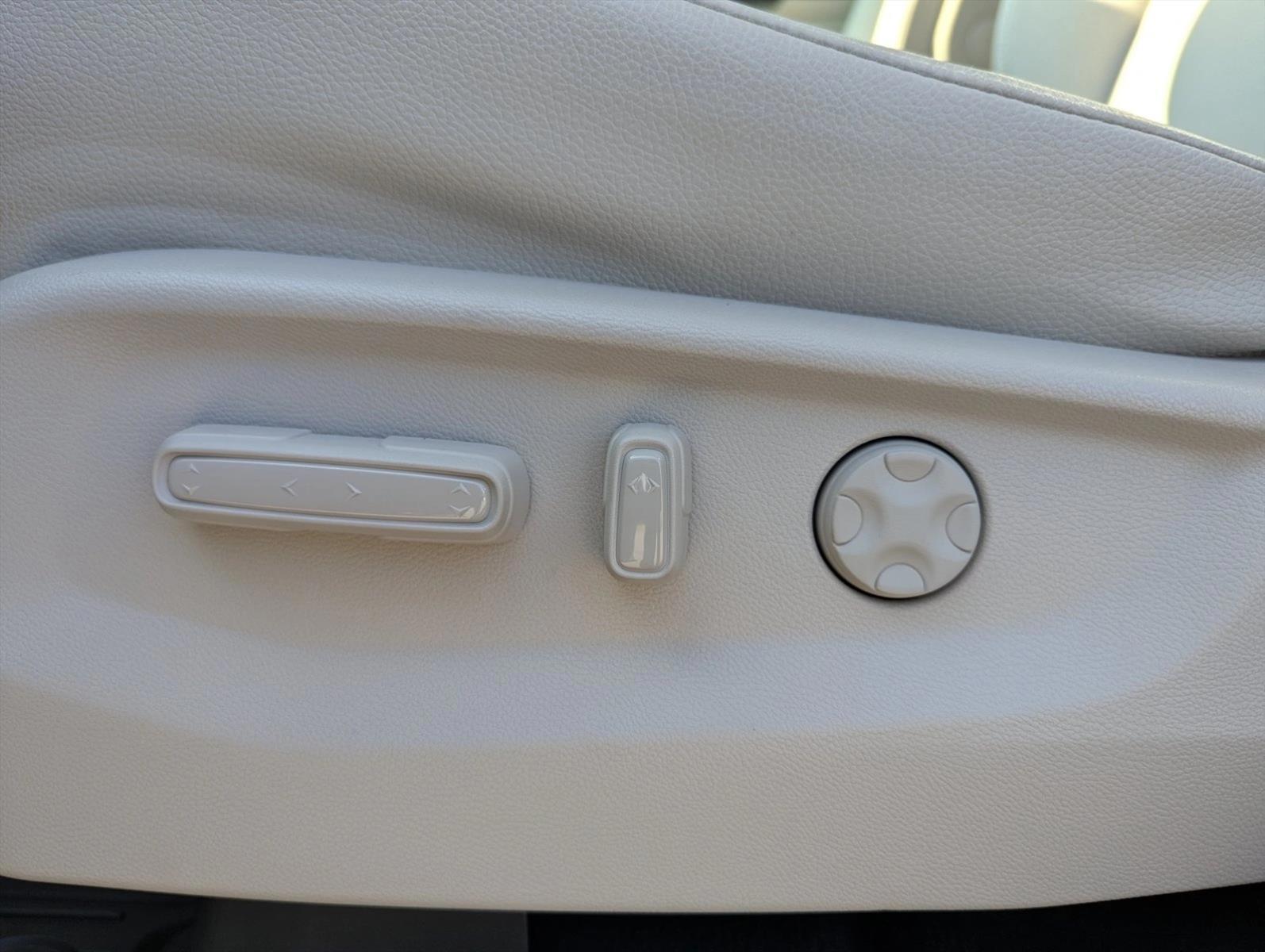 Thumbnail: 2027 Honda Odyssey - 4