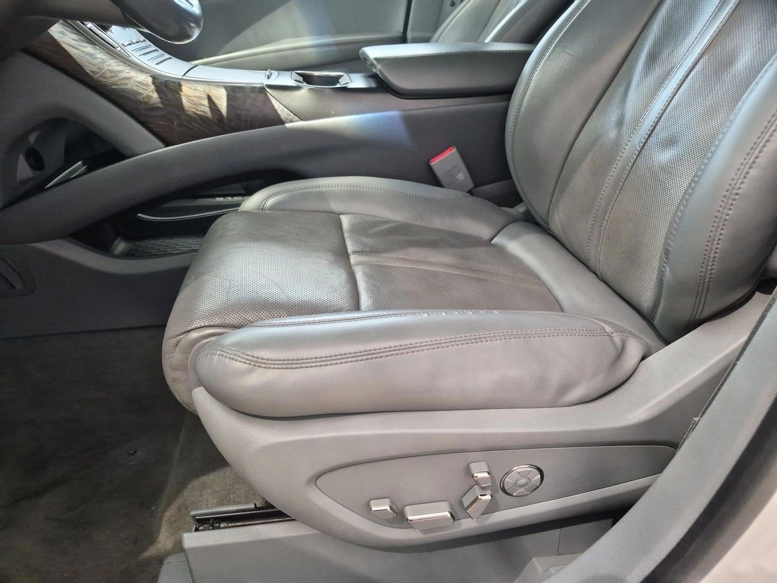 Thumbnail: 2019 Lincoln Nautilus - 4