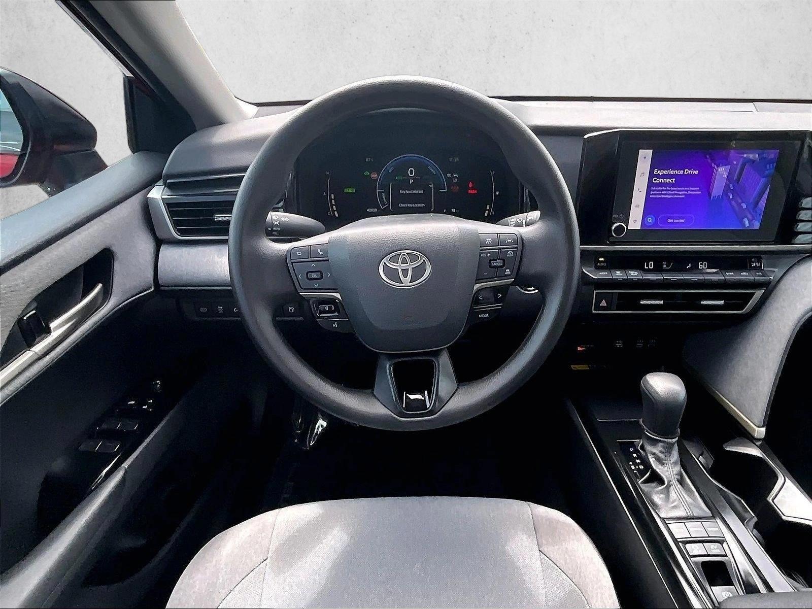 Thumbnail: 2025 Toyota Camry - 3