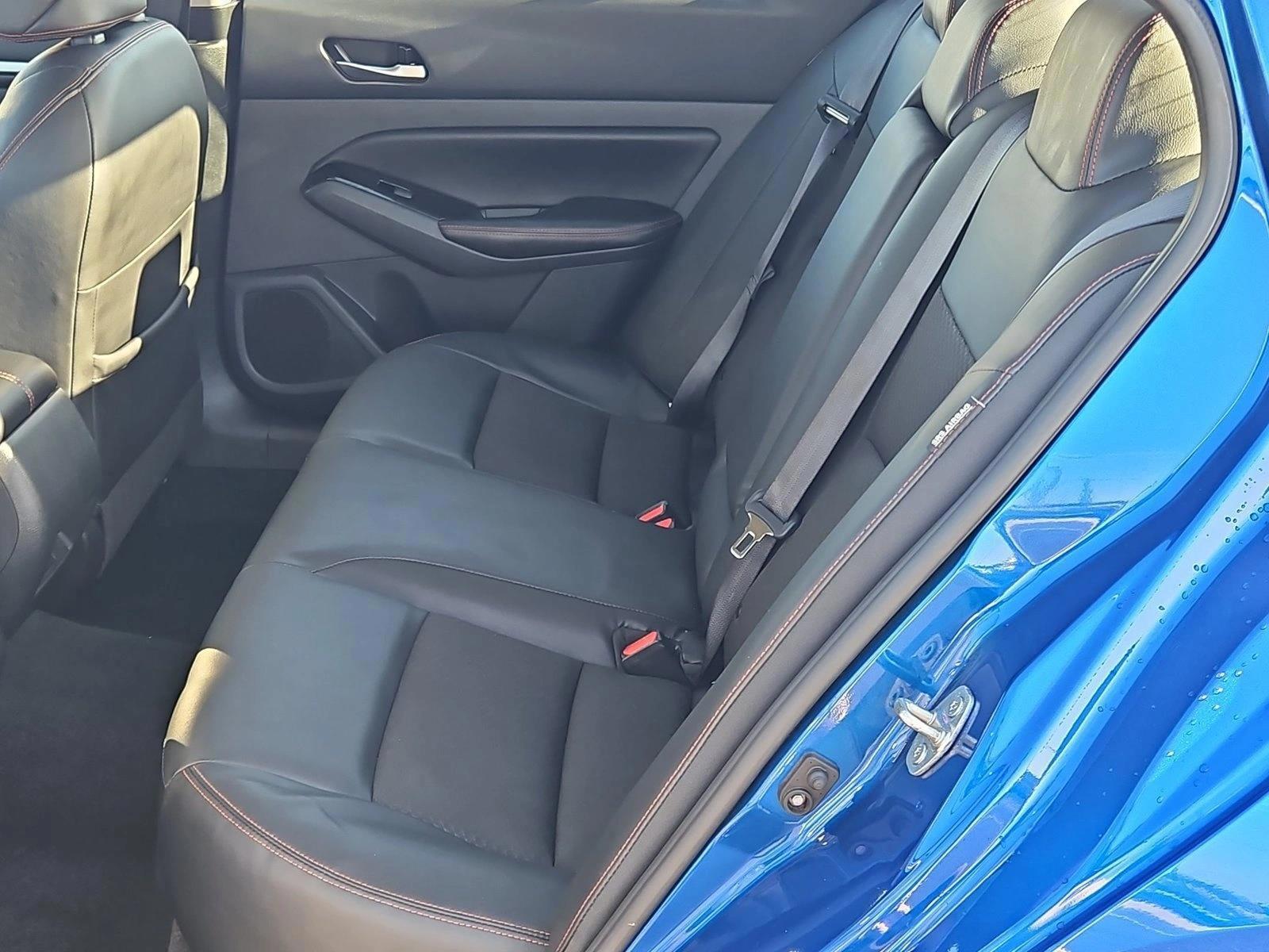 2025 Nissan Altima SR - Photo 18