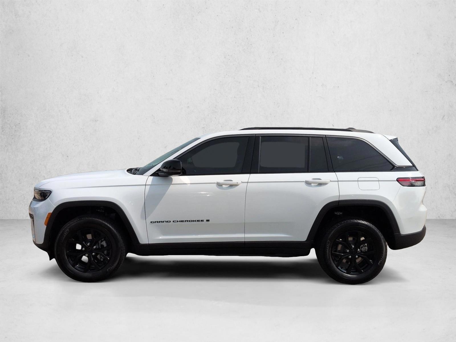 Thumbnail: 2026 Jeep Grand Cherokee - 2