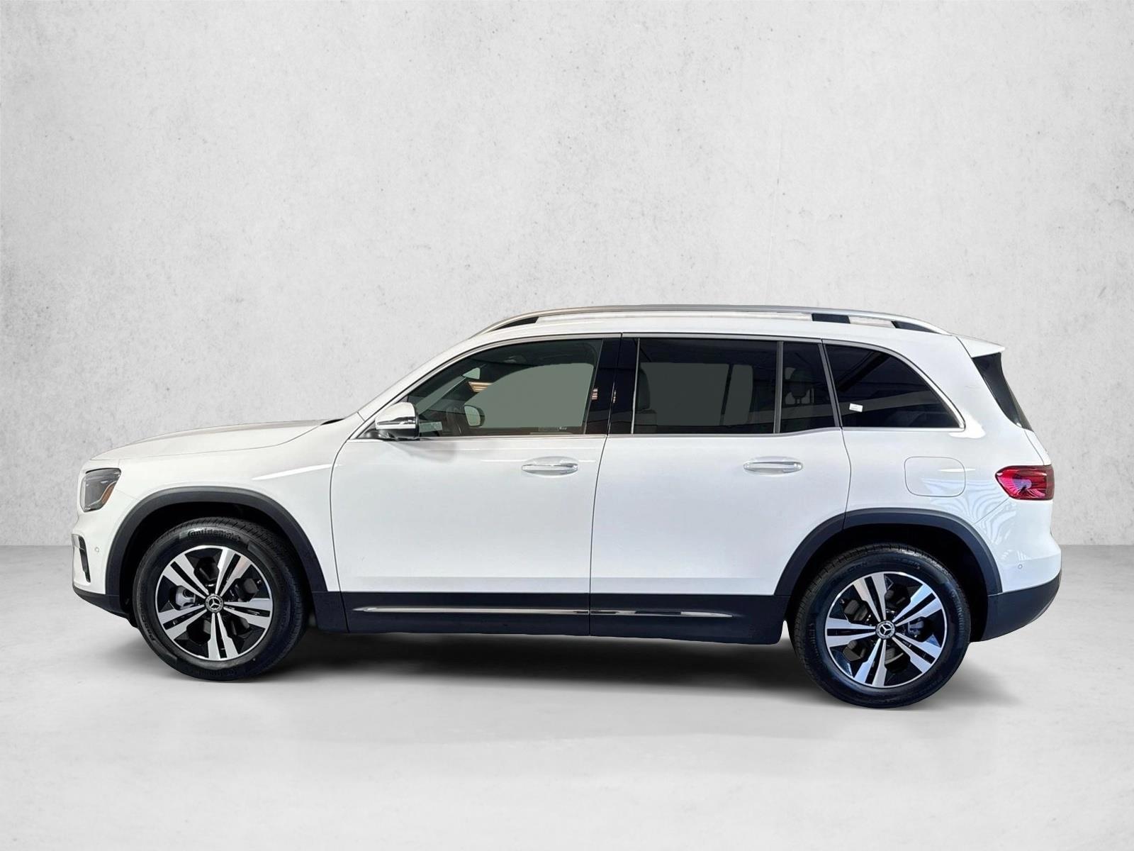 Thumbnail: 2026 Mercedes-Benz GLB - 2