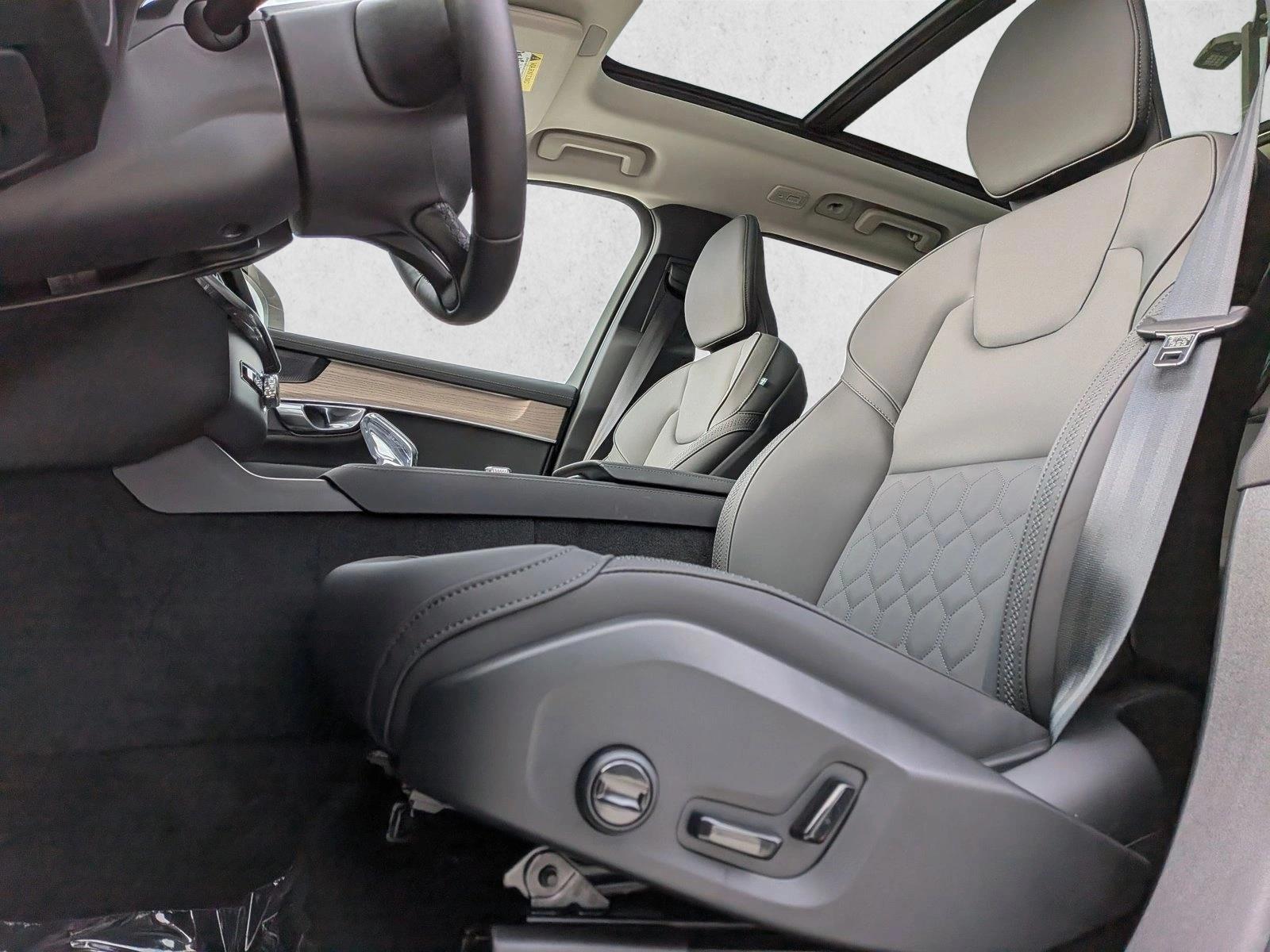 Thumbnail: 2026 Volvo XC90 - 5