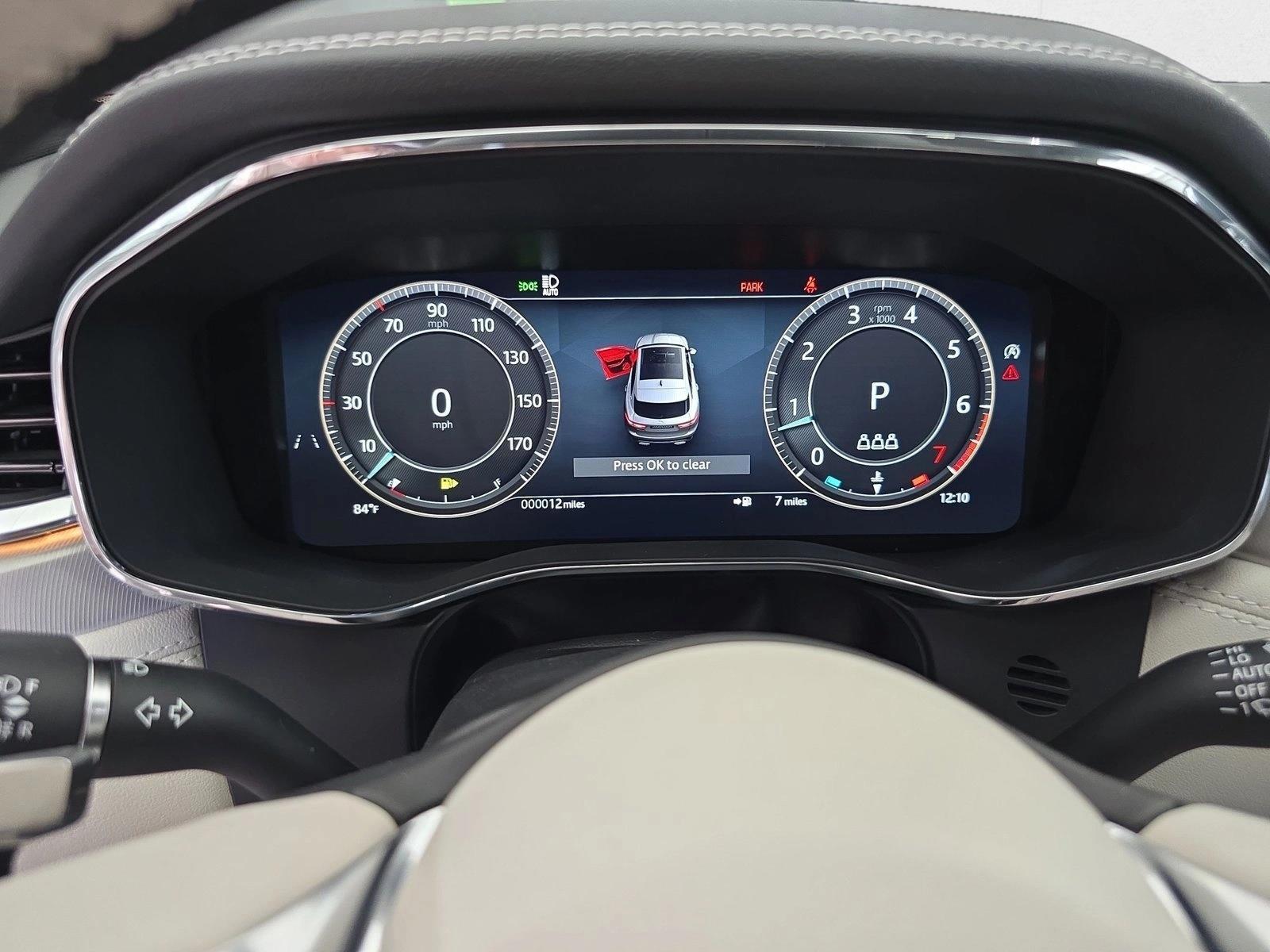 2026 Jaguar F-Pace R-Dynamic S - Photo 17