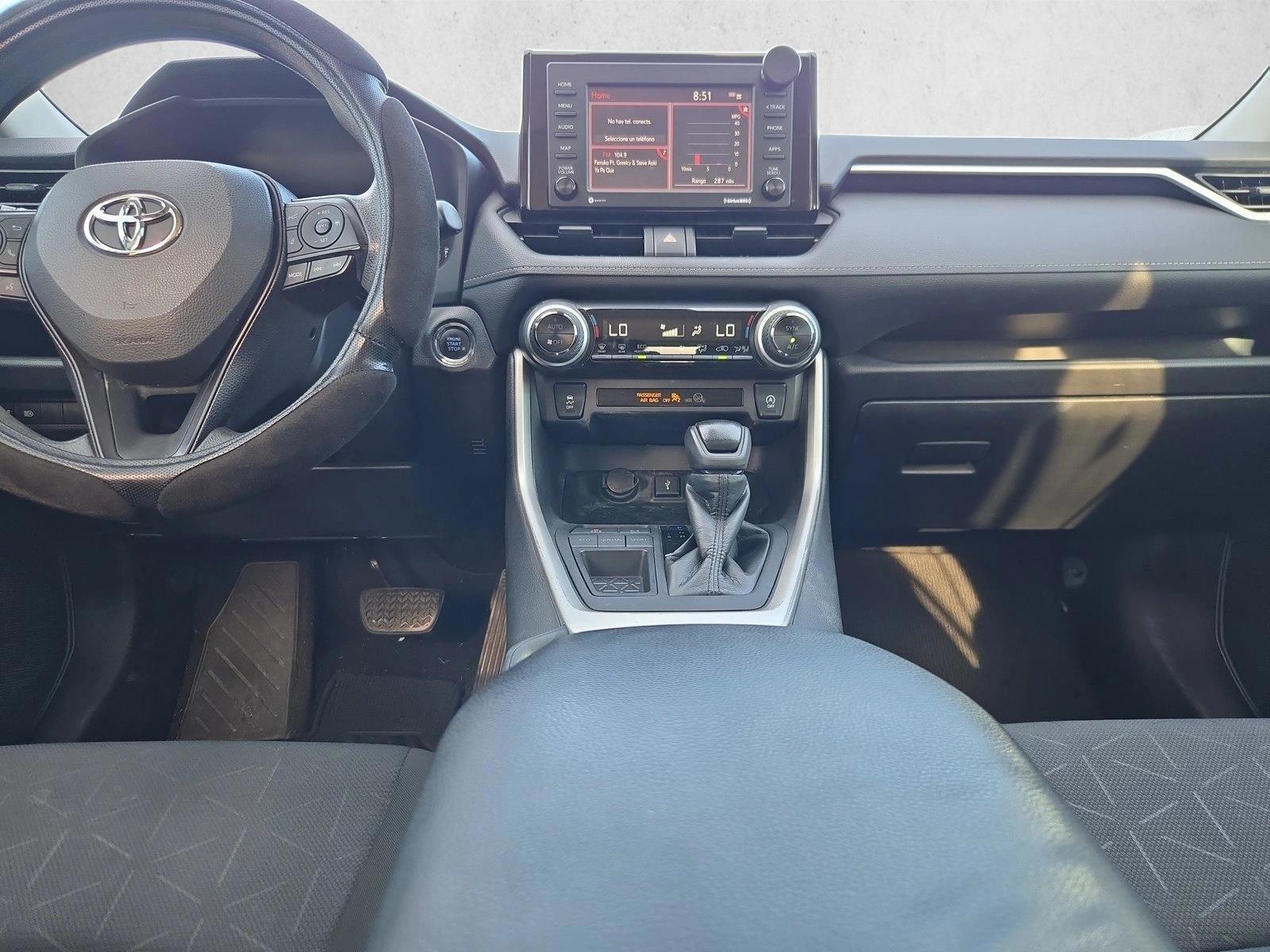 Thumbnail: 2021 Toyota RAV4 - 3