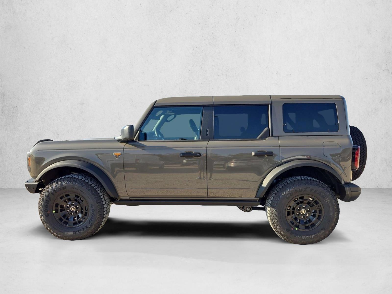 Thumbnail: 2026 Ford Bronco - 2
