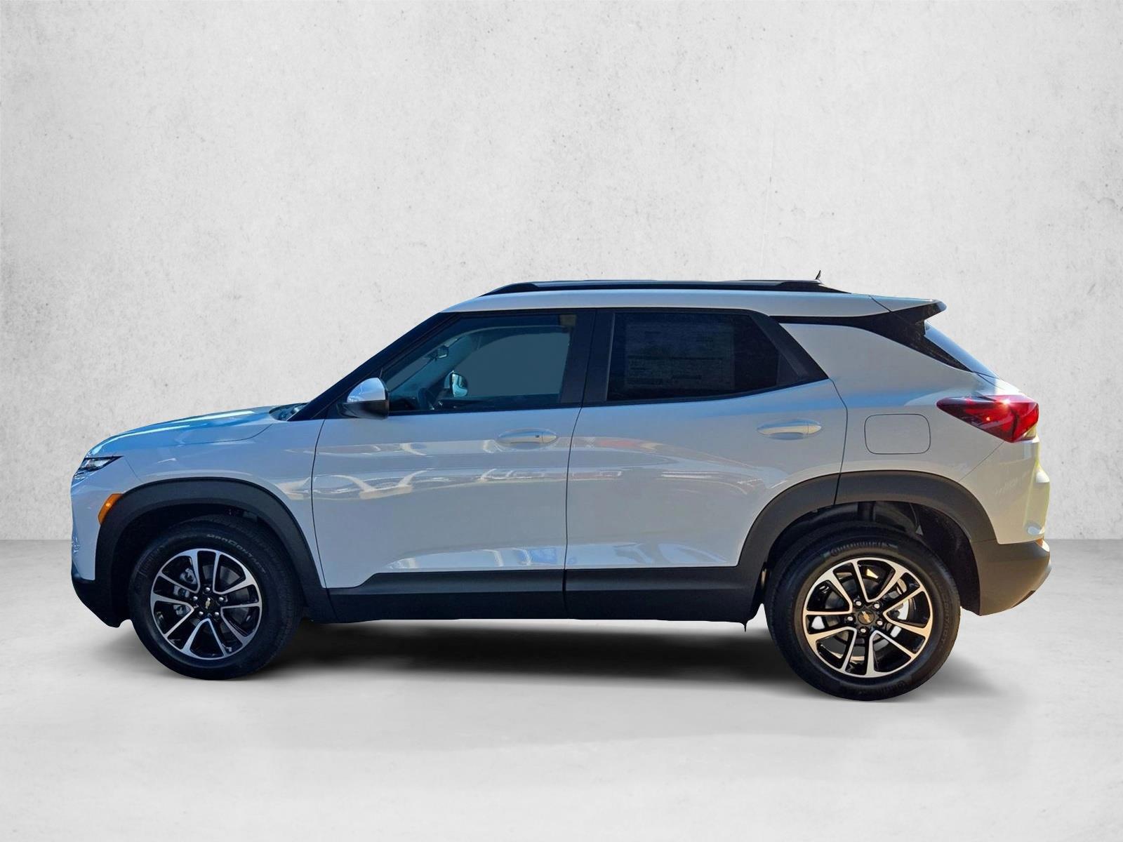 Thumbnail: 2026 Chevrolet TrailBlazer - 2