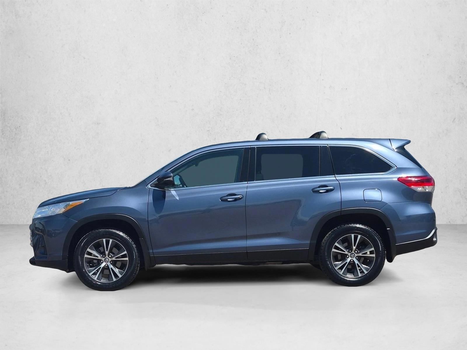 Thumbnail: 2019 Toyota Highlander - 2