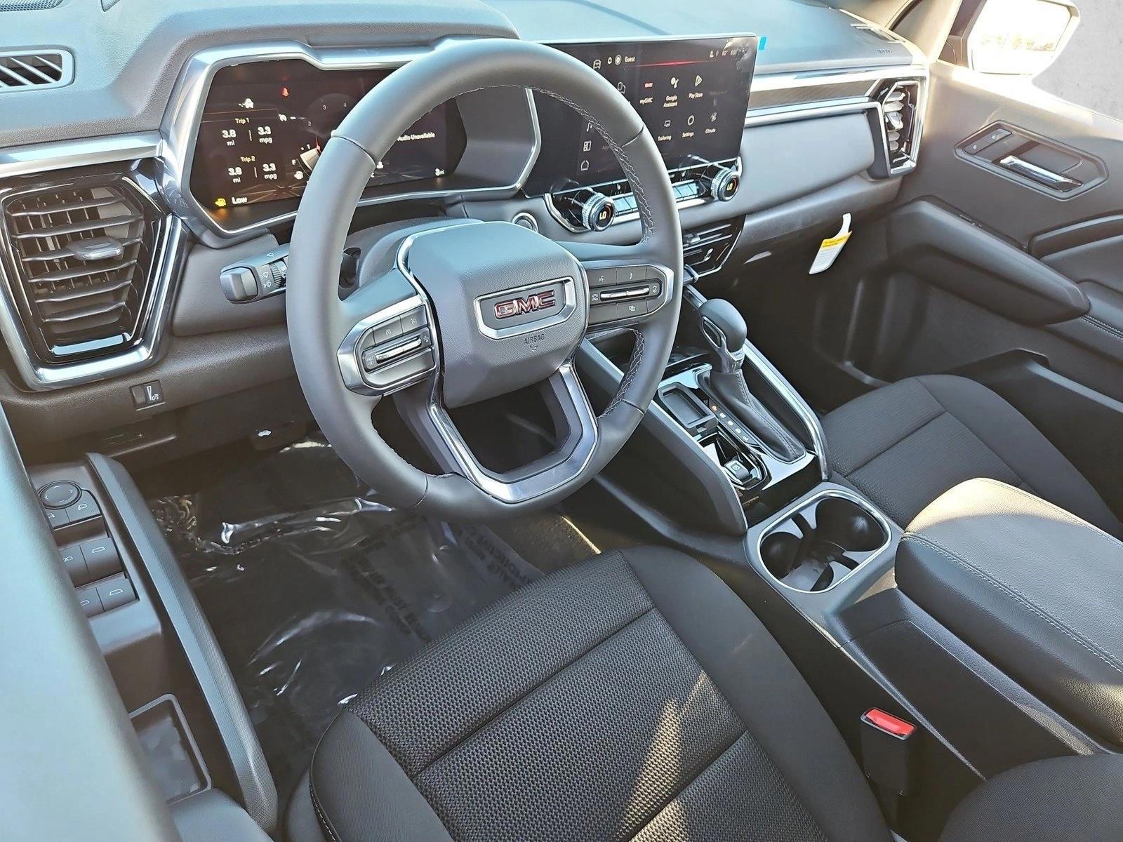 Thumbnail: 2026 GMC Canyon - 3