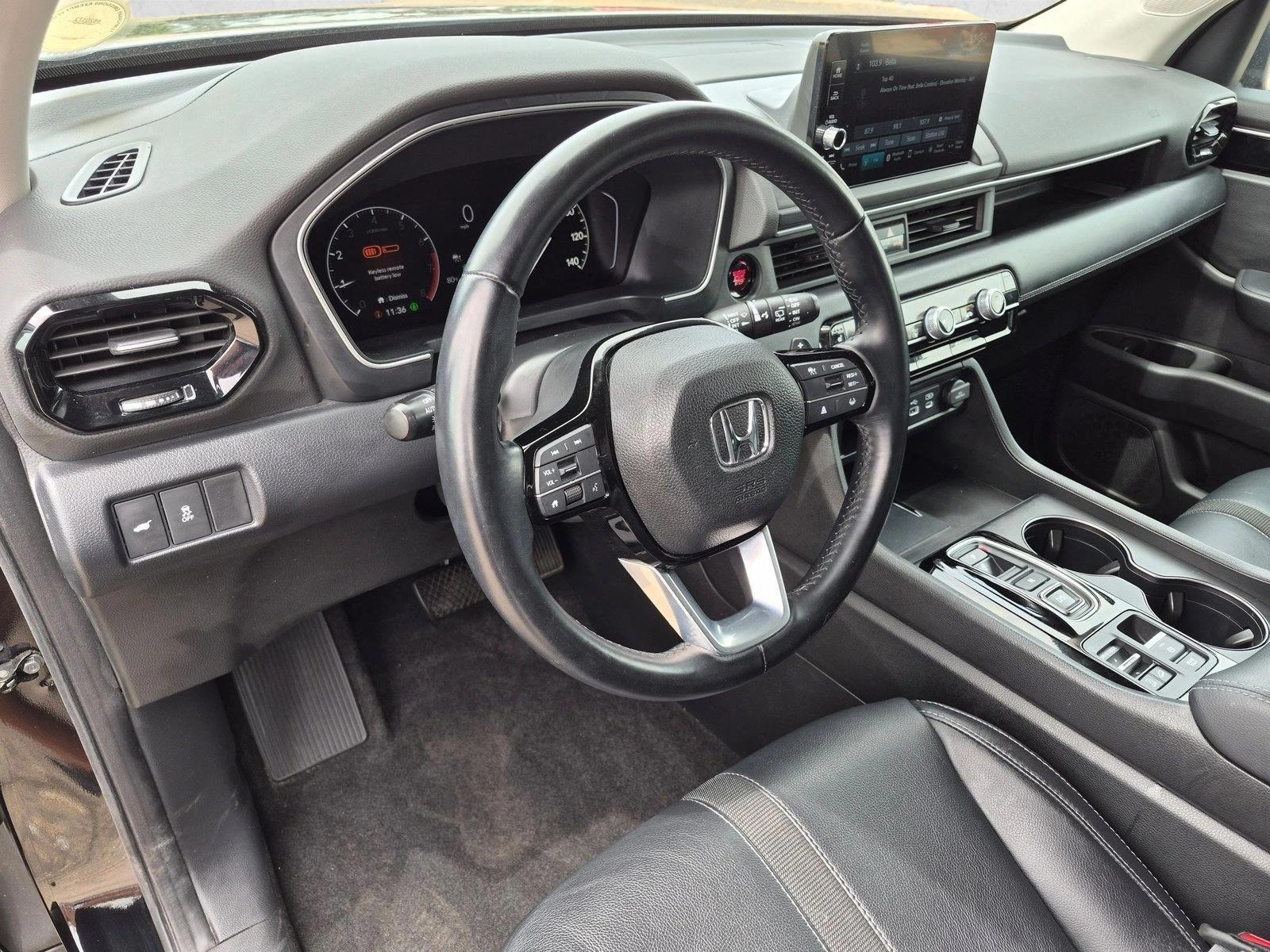 Thumbnail: 2023 Honda Pilot - 4