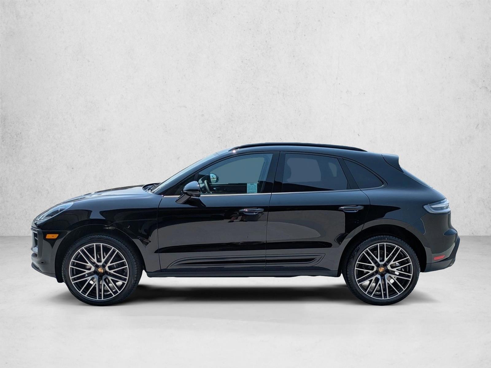 Thumbnail: 2025 Porsche Macan - 2
