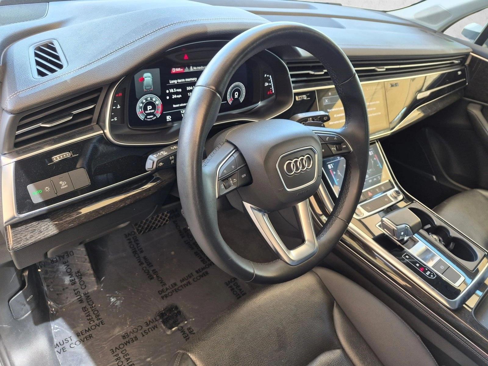 Thumbnail: 2023 Audi Q7 - 3