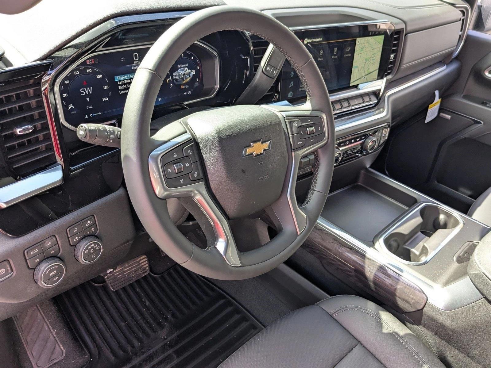 Thumbnail: 2026 Chevrolet Silverado 3500 - 3