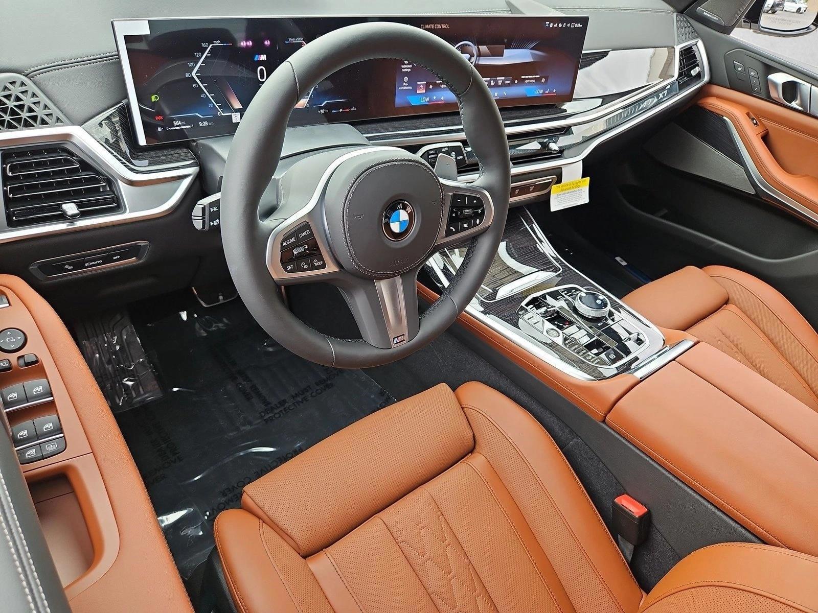 Thumbnail: 2027 BMW X7 - 3
