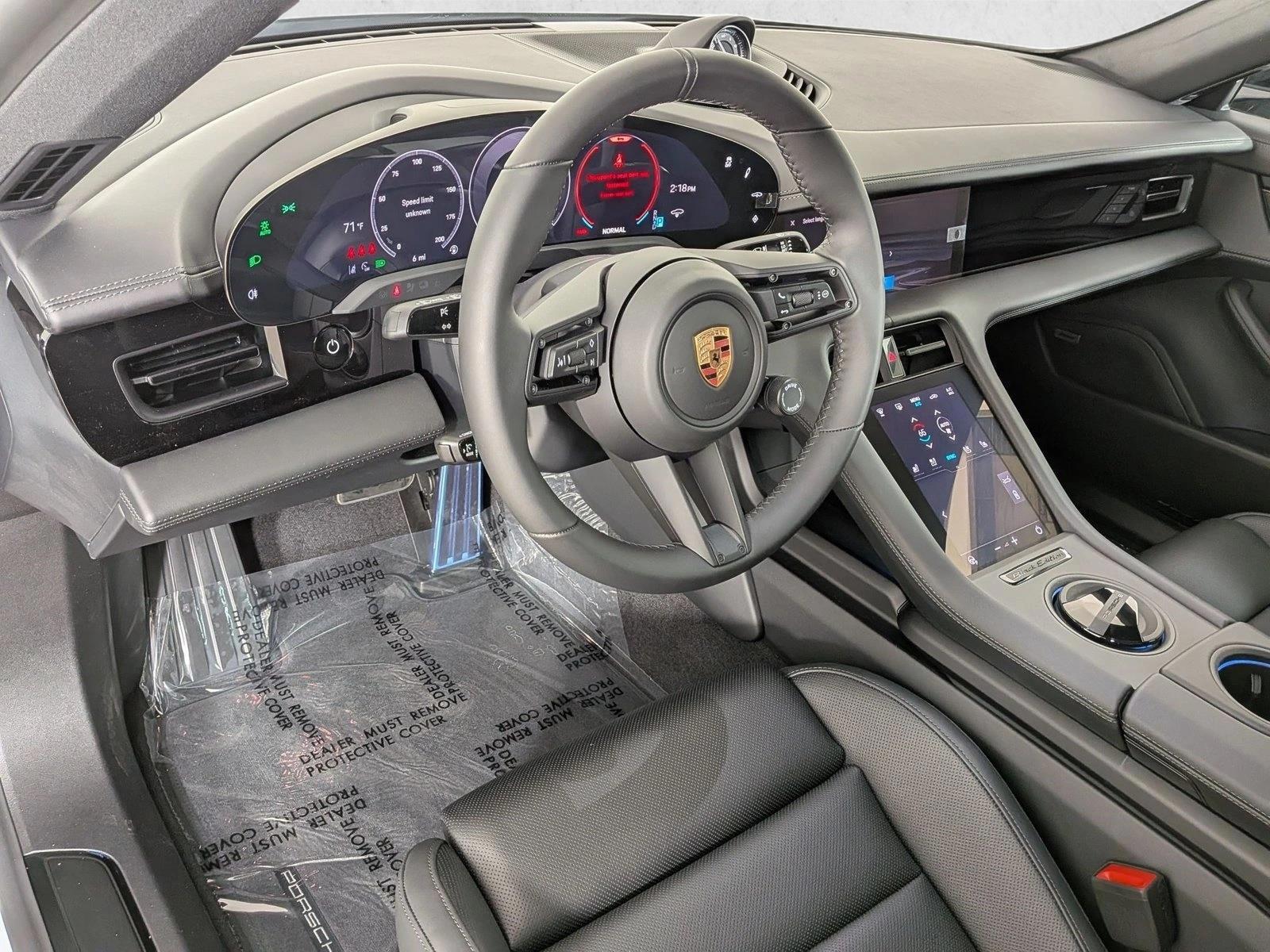 Thumbnail: 2026 Porsche Taycan - 3