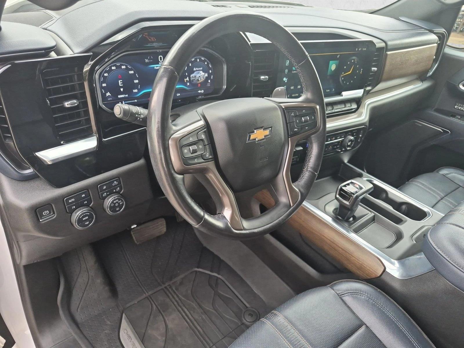 Thumbnail: 2022 Chevrolet Silverado 1500 - 3