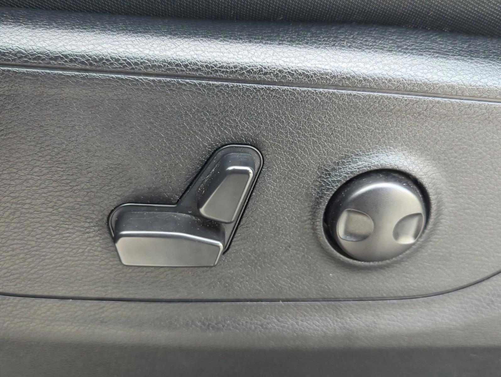 Thumbnail: 2022 RAM 1500 - 4