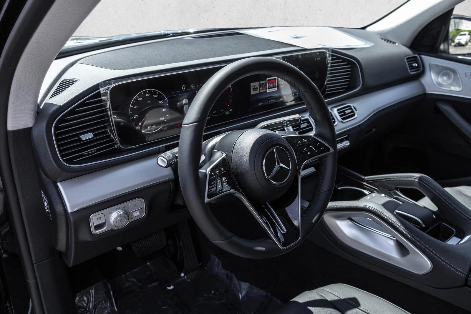Thumbnail: 2026 Mercedes-Benz GLE - 3