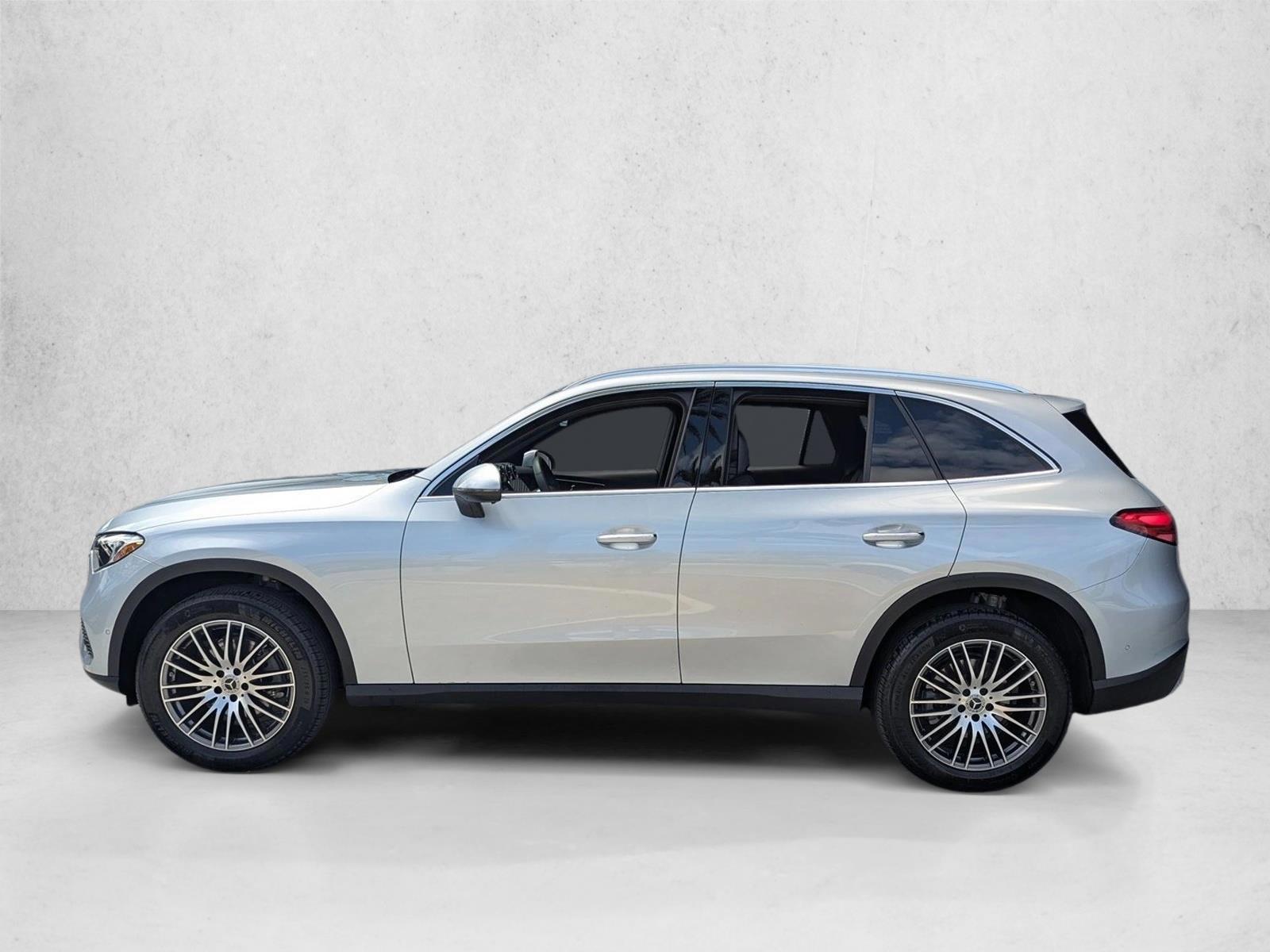 Thumbnail: 2026 Mercedes-Benz GLC - 2