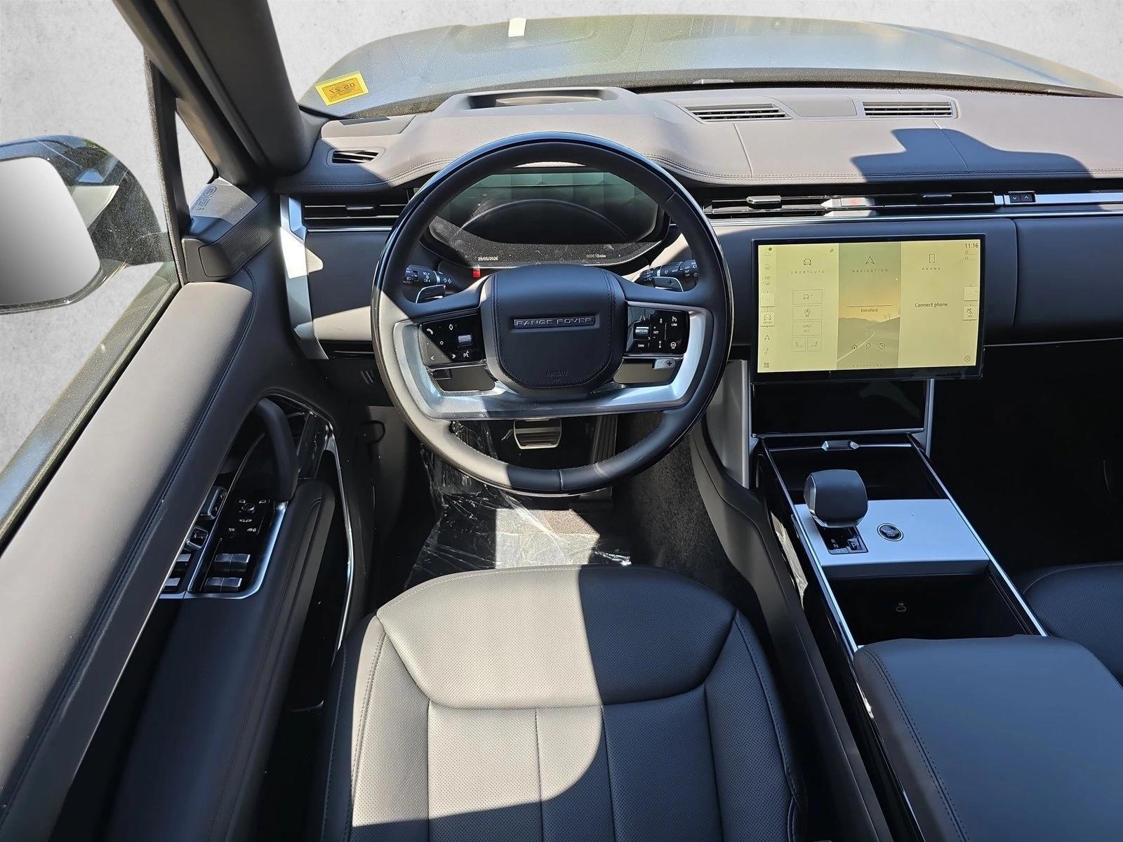 Thumbnail: 2026 Land Rover Range Rover - 4