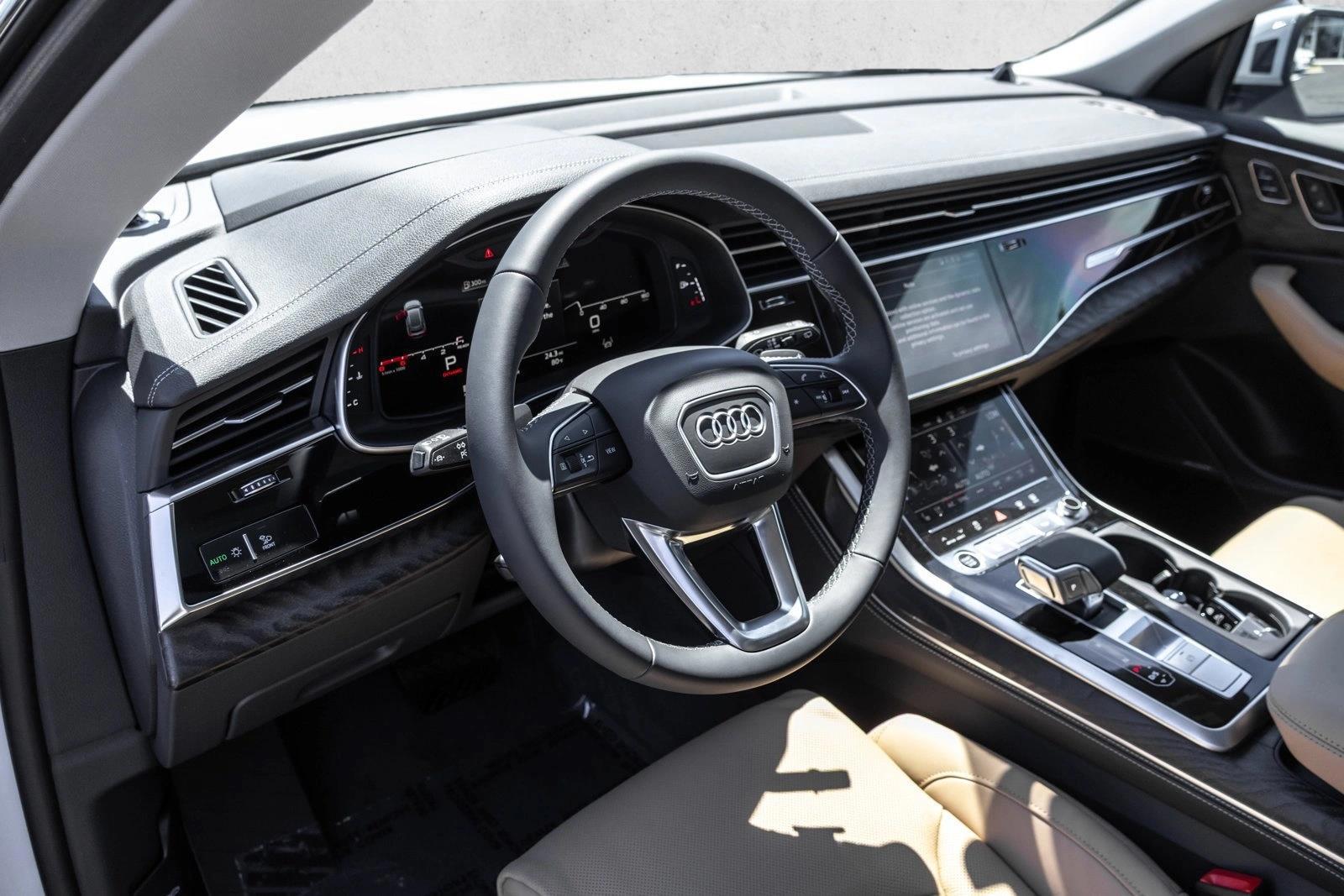 Thumbnail: 2026 Audi Q8 - 3
