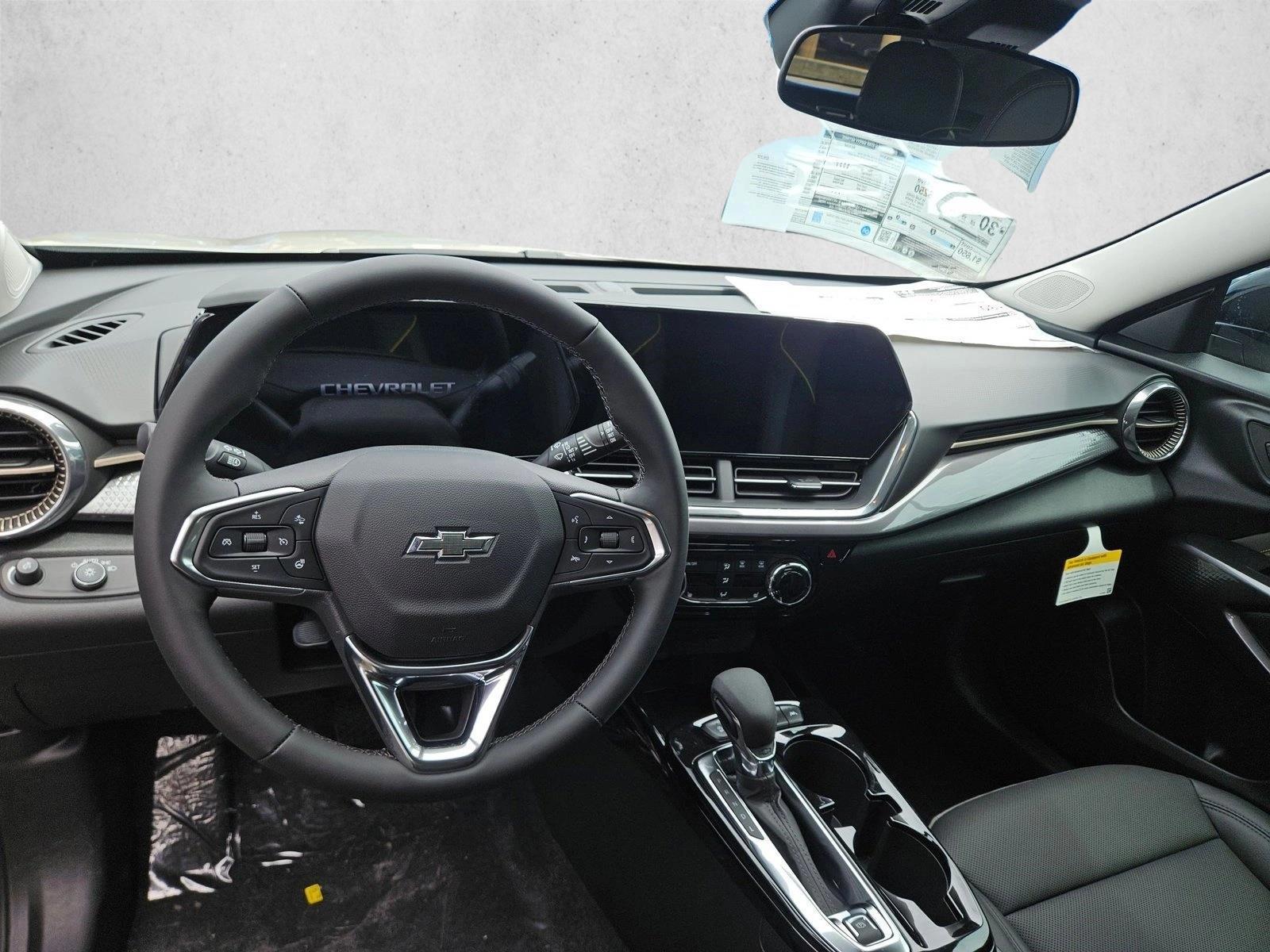 Thumbnail: 2026 Chevrolet Trax - 2