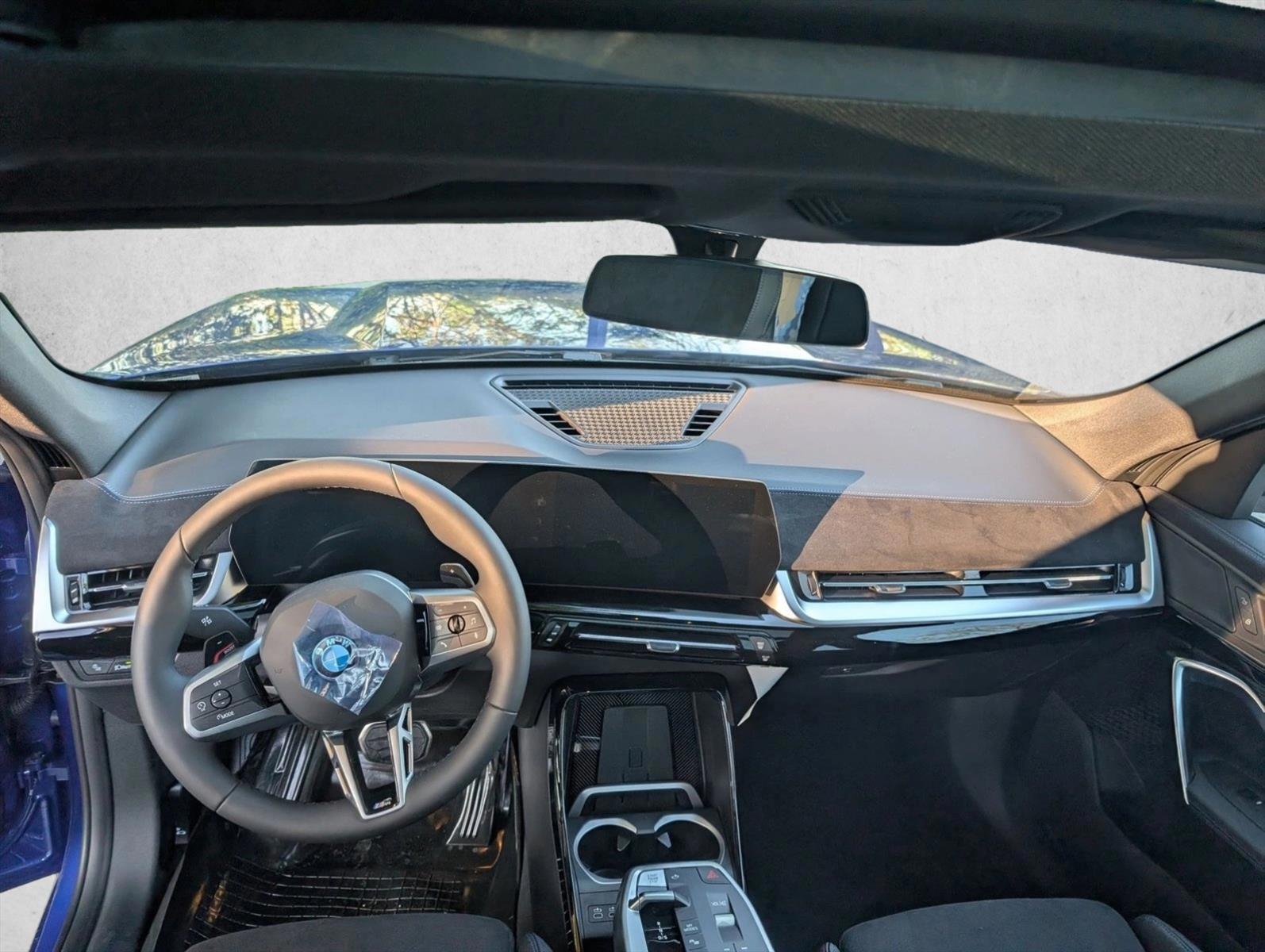 Thumbnail: 2026 BMW X1 - 4