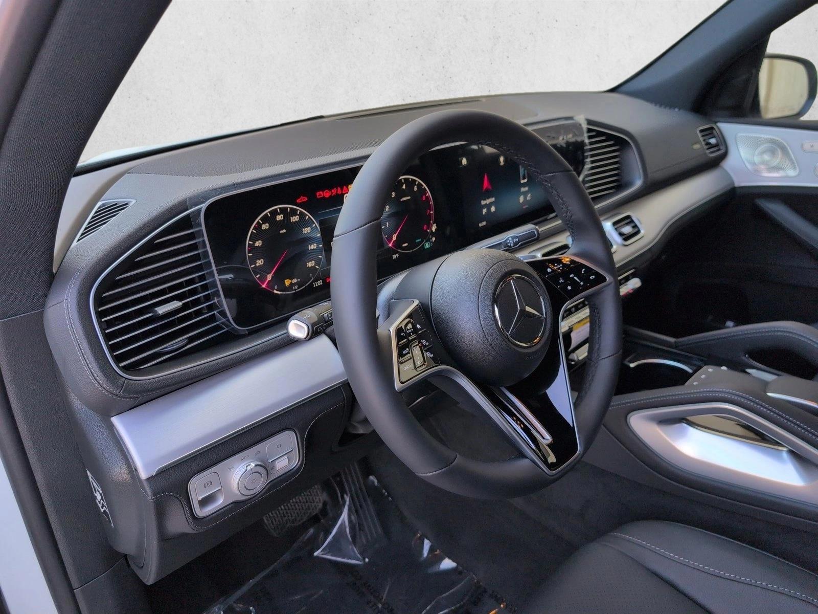 Thumbnail: 2026 Mercedes-Benz GLE - 3