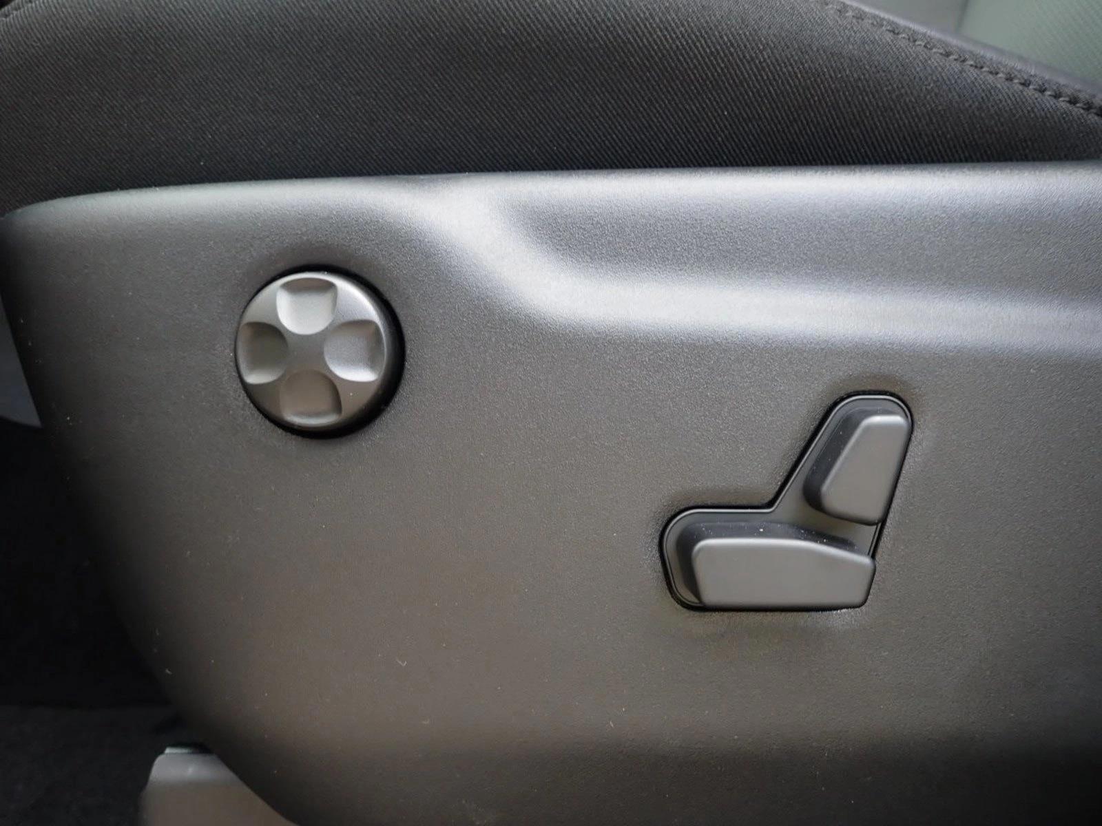 Thumbnail: 2027 Dodge Durango - 4
