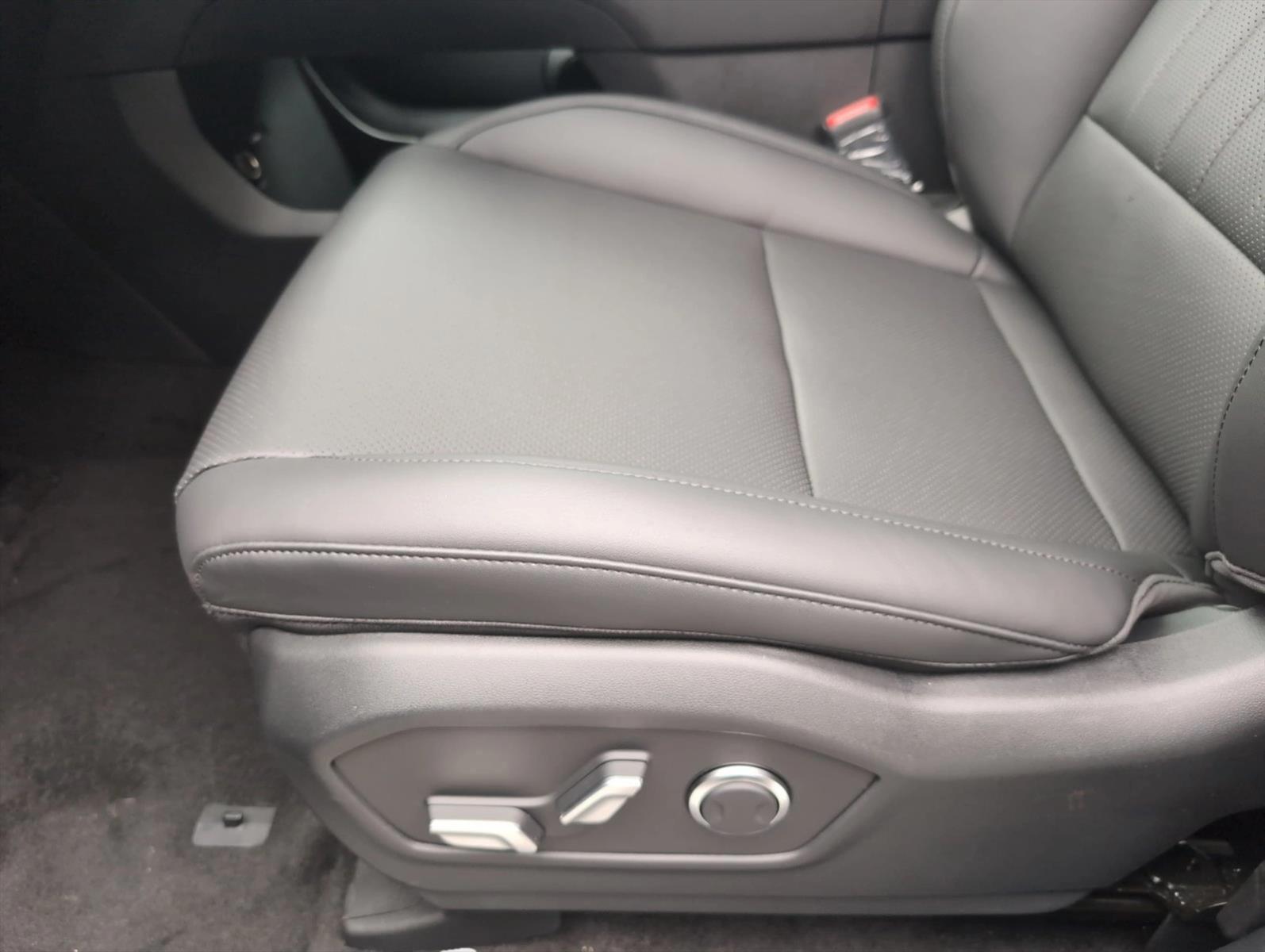 Thumbnail: 2026 Hyundai Santa Fe - 5