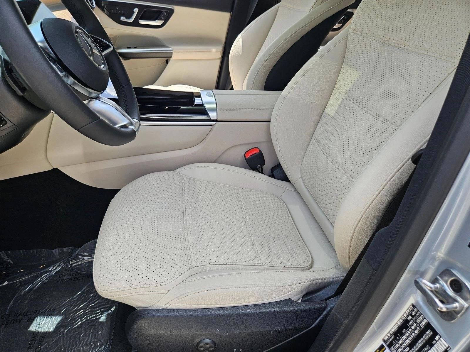 2026 Mercedes-Benz GLC Base - Photo 15