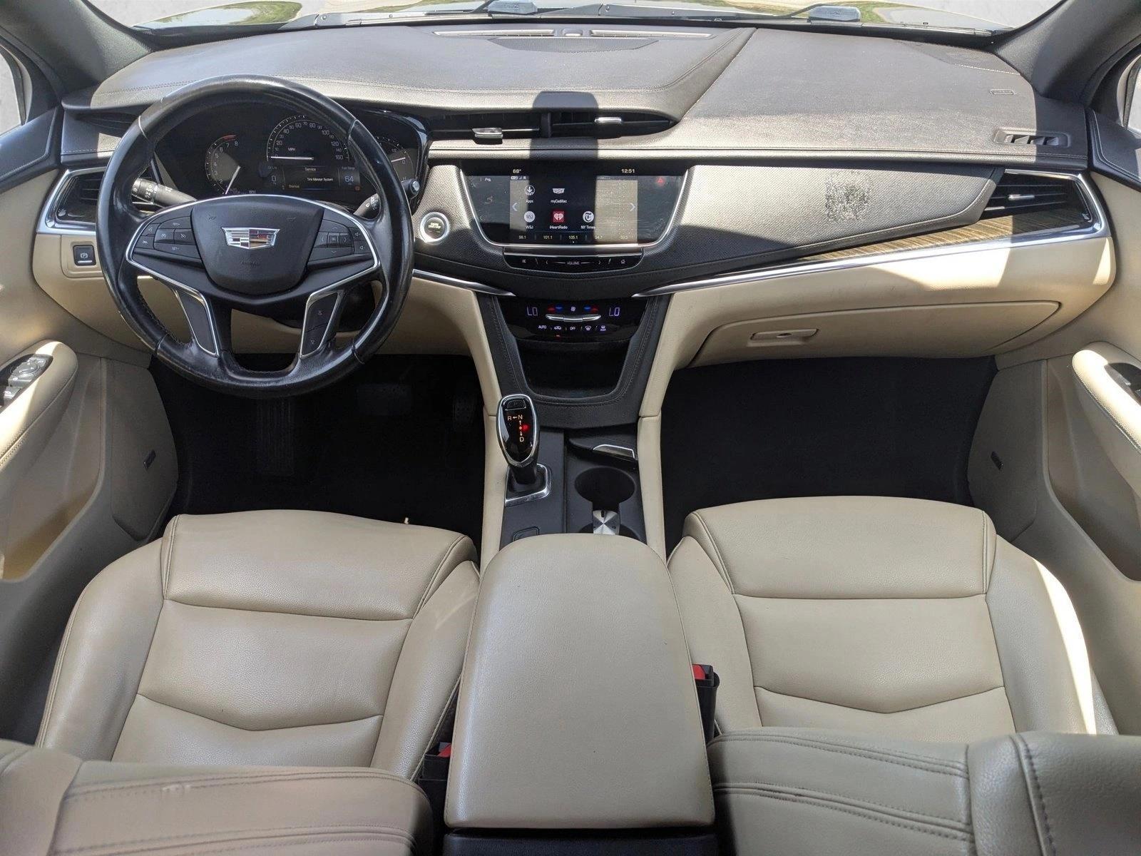 Thumbnail: 2019 Cadillac XT5 - 4