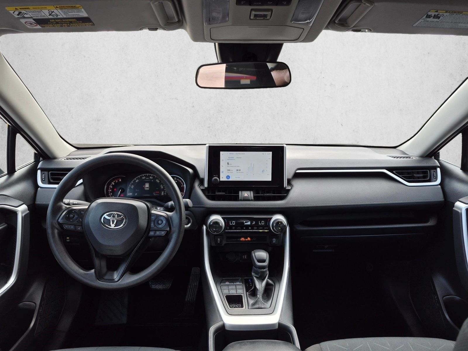 Thumbnail: 2025 Toyota RAV4 - 3