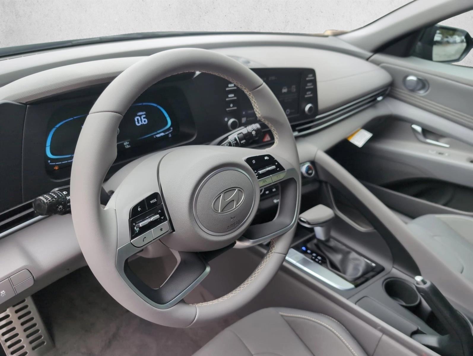 Thumbnail: 2026 Hyundai Elantra - 3