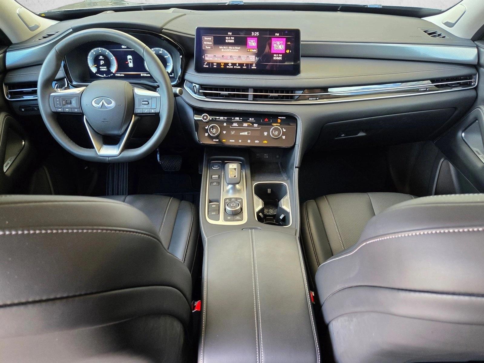 Thumbnail: 2025 INFINITI QX60 - 3