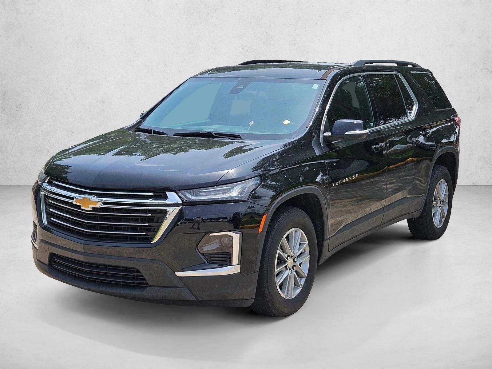 Thumbnail: 2023 Chevrolet Traverse - 1