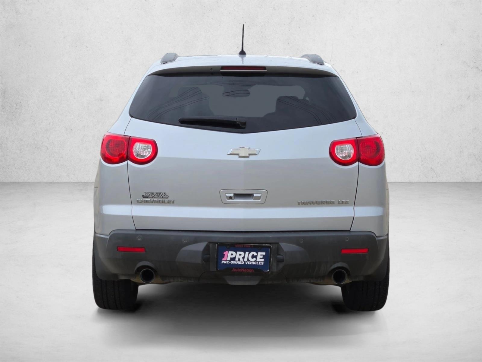 2009 Chevrolet Traverse LTZ - Photo 6