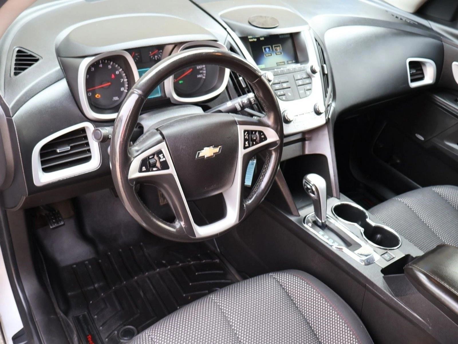 Thumbnail: 2013 Chevrolet Equinox - 3