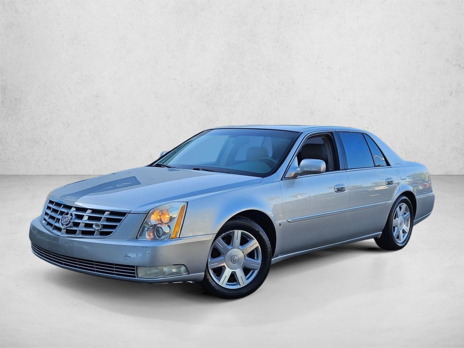 2007 Cadillac DTS V8's photo