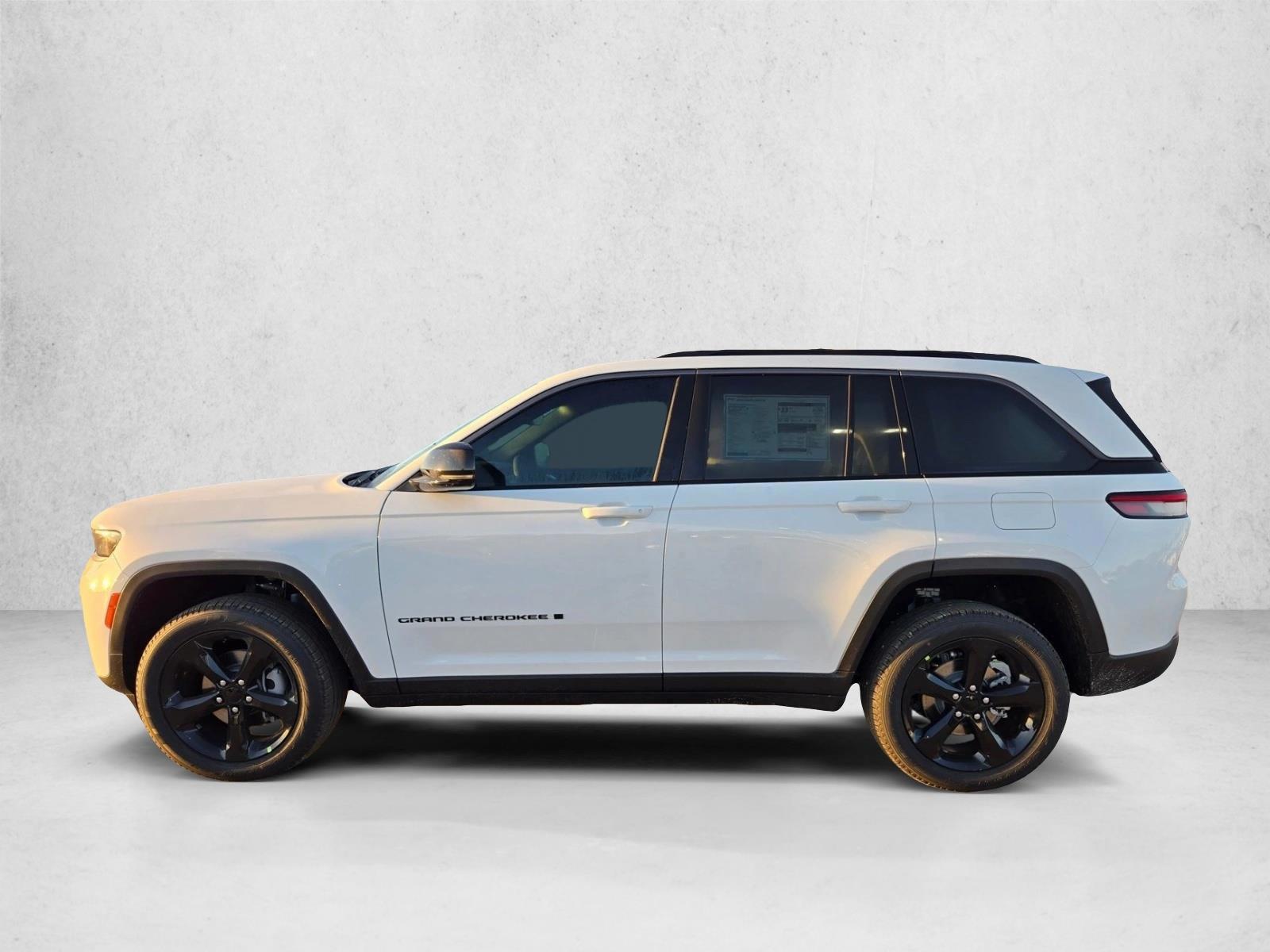 Thumbnail: 2026 Jeep Grand Cherokee - 2