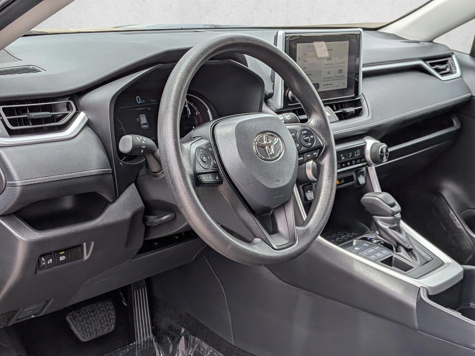 Thumbnail: 2025 Toyota RAV4 - 3