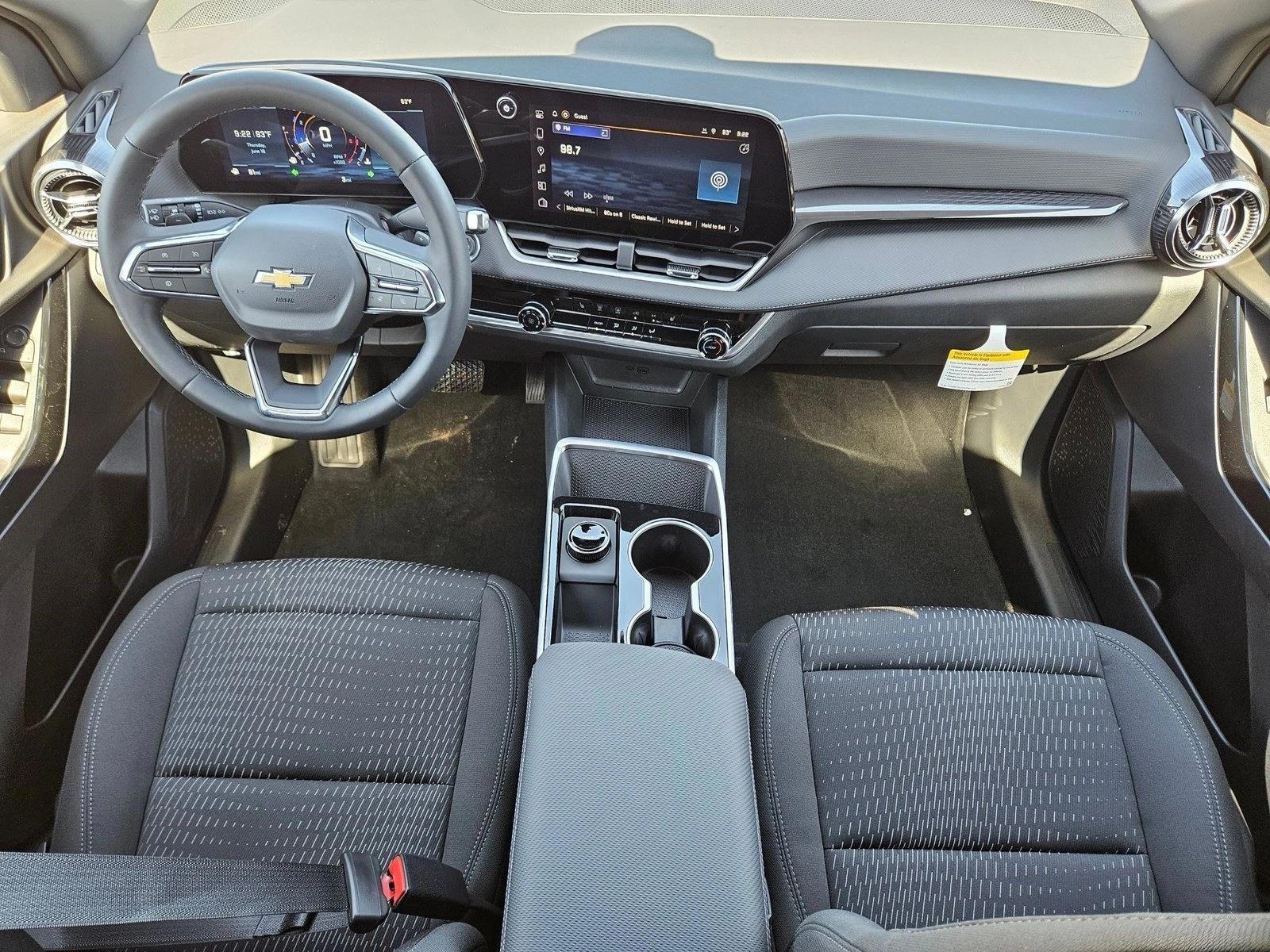 Thumbnail: 2026 Chevrolet Equinox - 4