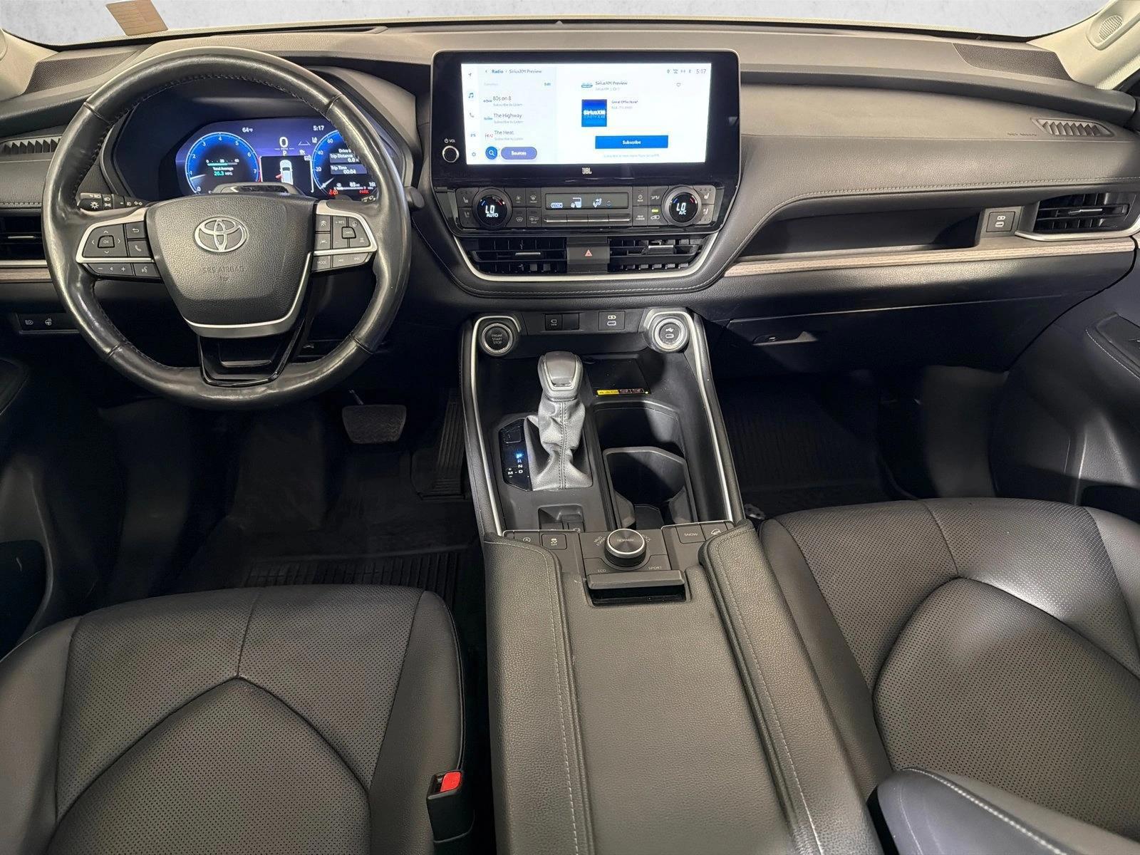 Thumbnail: 2024 Toyota Grand Highlander - 3